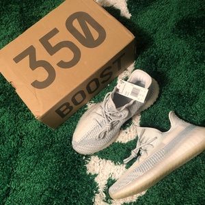 Adidas Yeezy Boost 350 v2 Cloud white